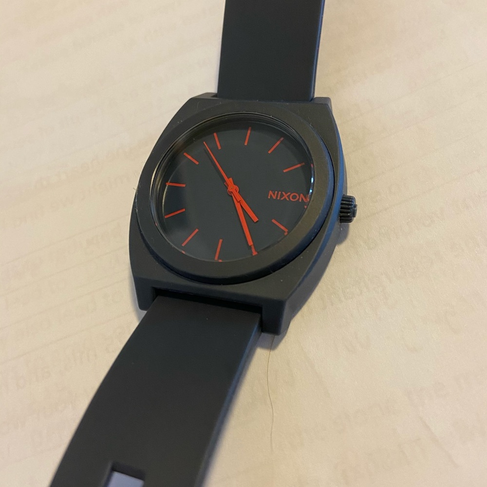 Nixon Watch